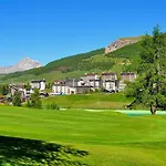 Shackleton Mountain 4*