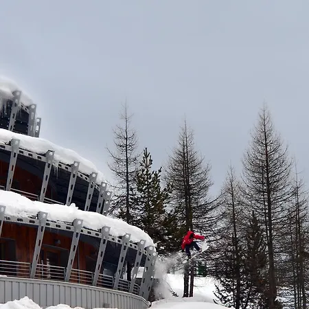 Shackleton Mountain 4* Sestrières