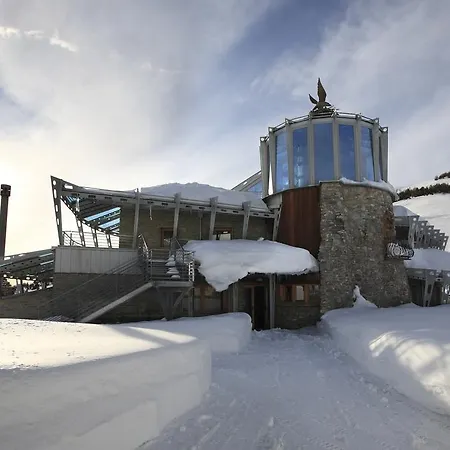 Shackleton Mountain 4* Sestrières