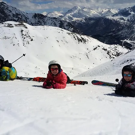 Shackleton Mountain Hotel 4*