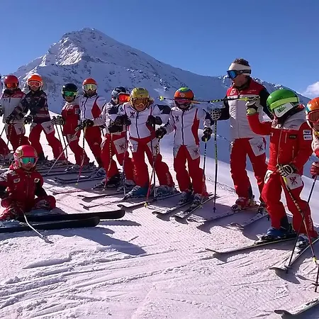 Shackleton Mountain 4*