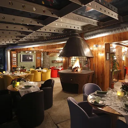 Hotel Shackleton Mountain