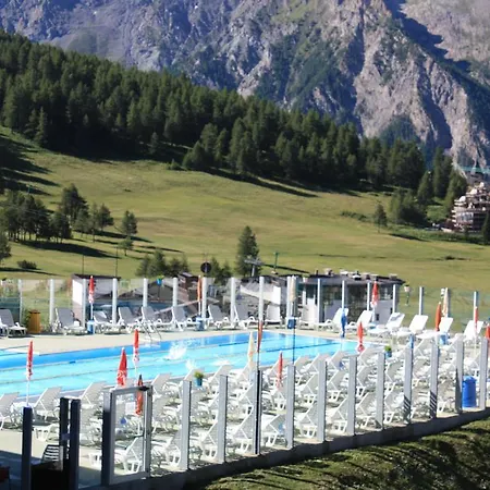 Shackleton Mountain Hotel 4*