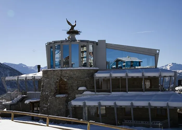 Shackleton Mountain Otel 4*